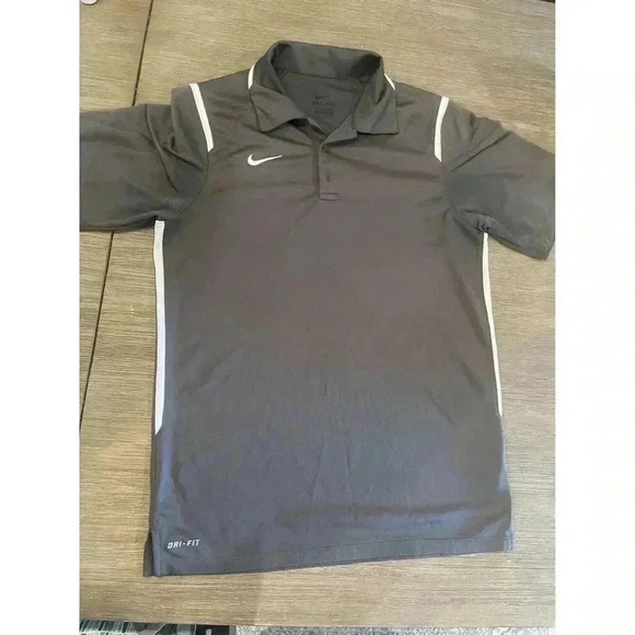 Men's Nike Dri-Fit Polo Size Small Golf Shirt Black Color - Picture 1 of 2